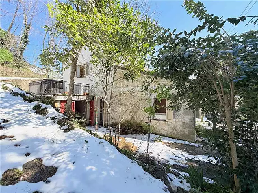 Immagine 25 di Casa bifamiliare in vendita  in Via Montemaggio a San Leo
