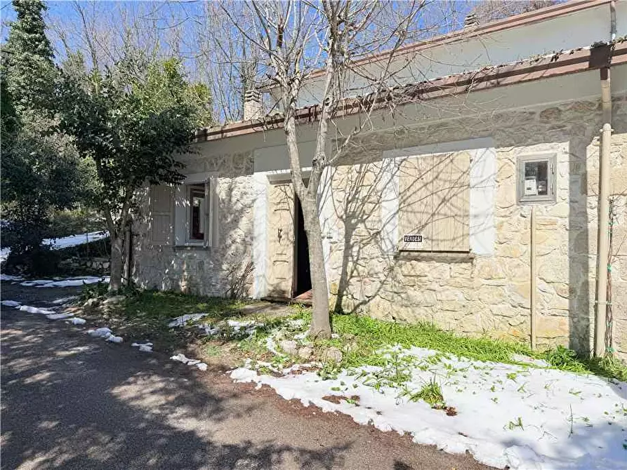 Immagine 27 di Casa bifamiliare in vendita  in Via Montemaggio a San Leo