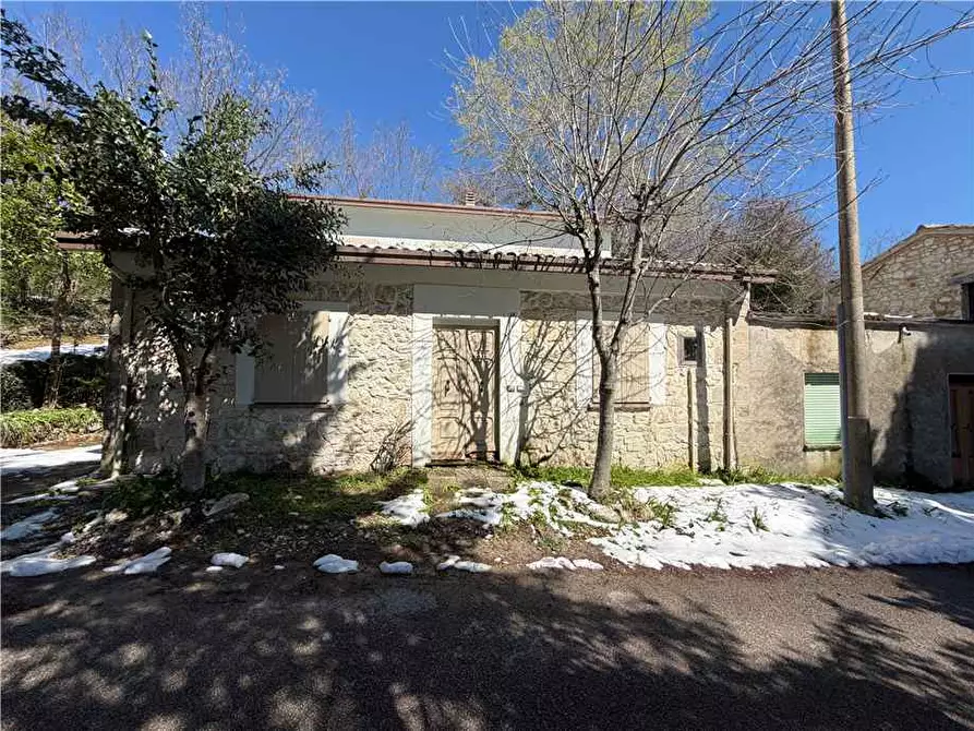Immagine 3 di Casa bifamiliare in vendita  in Via Montemaggio a San Leo