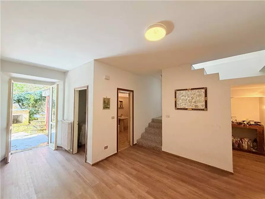 Immagine 9 di Casa bifamiliare in vendita  in Via Montemaggio a San Leo