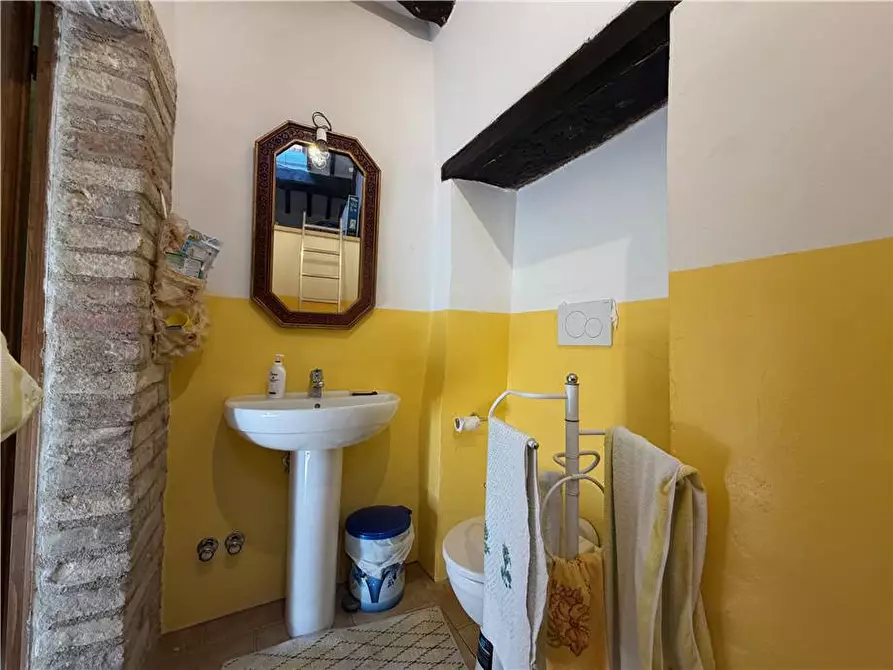 Immagine 24 di Stabile in vendita  in Via Saragano a Gualdo Cattaneo