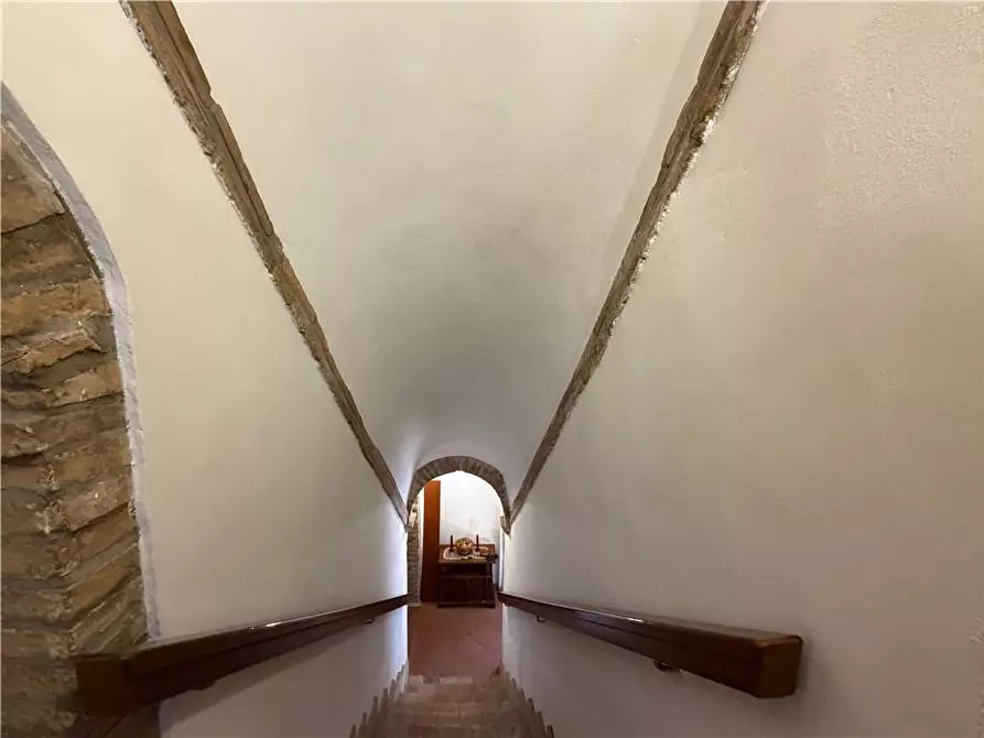 Immagine 33 di Stabile in vendita  in Via Saragano a Gualdo Cattaneo