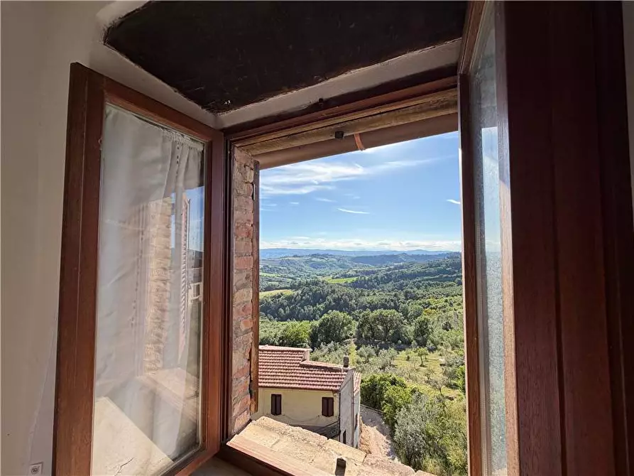 Immagine 9 di Stabile in vendita  in Via Saragano a Gualdo Cattaneo