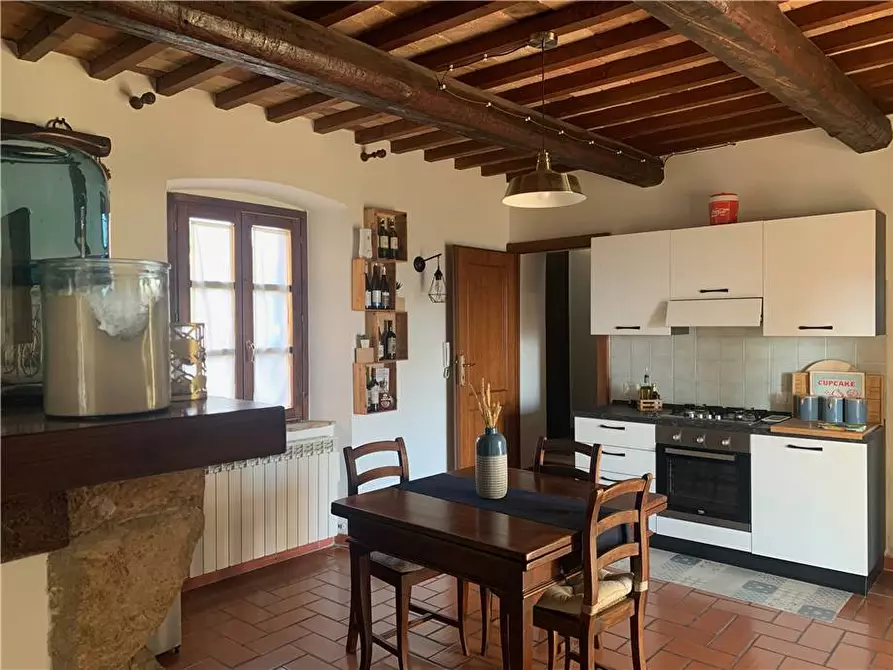 Immagine 14 di Rustico / casale in vendita  in P.zza Umberto I°, 1 a Gualdo Cattaneo