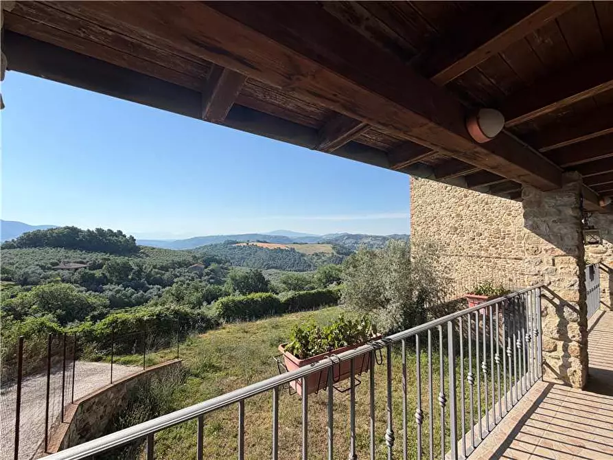 Immagine 13 di Rustico / casale in vendita  in Loc. CANALICCHIO VIA G.GARIBAL, 14 a Collazzone