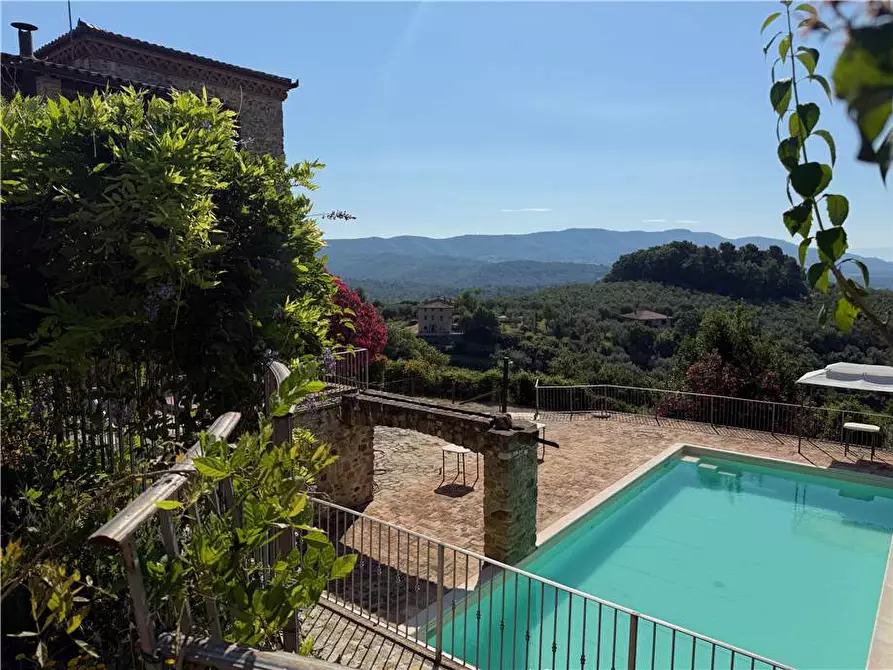Immagine 2 di Rustico / casale in vendita  in Loc. CANALICCHIO VIA G.GARIBAL, 14 a Collazzone