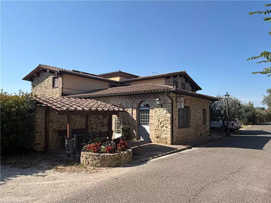 Immagine 30 di Rustico / casale in vendita  in Loc. CANALICCHIO VIA G.GARIBAL, 14 a Collazzone