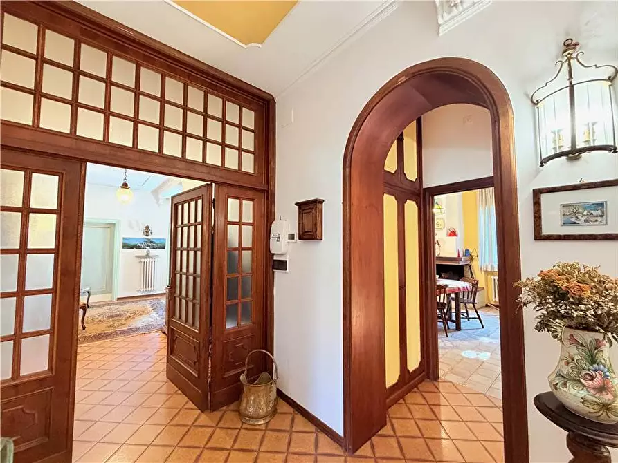 Immagine 12 di Villa in vendita  in Via Roma, 19 a Collazzone