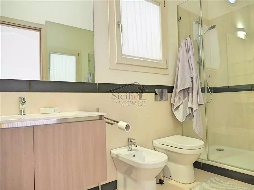 Immagine 10 di Villa in vendita  a Scicli