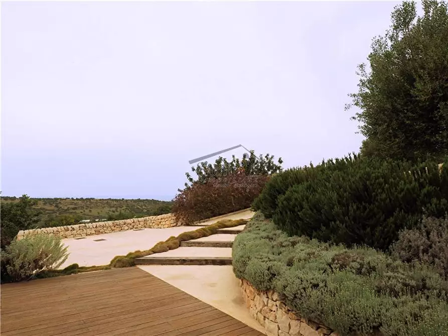 Immagine 14 di Villa in vendita  a Scicli