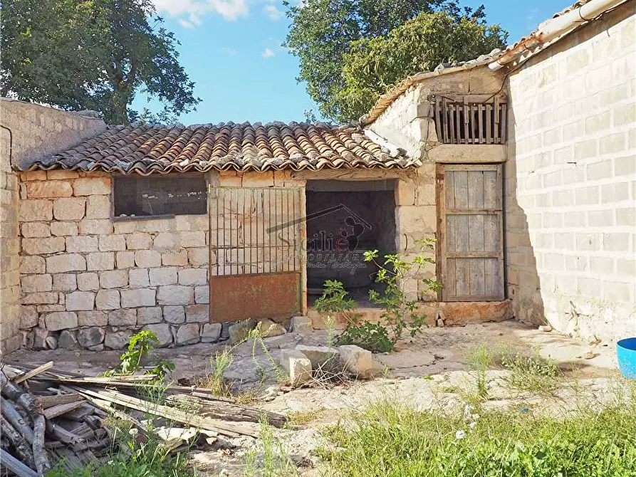 Immagine 4 di Rustico / casale in vendita  a Scicli