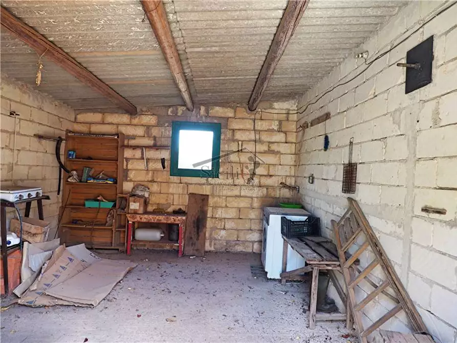 Immagine 8 di Rustico / casale in vendita  a Scicli