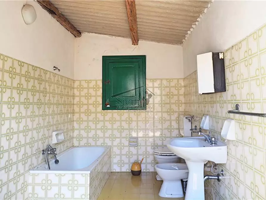 Immagine 9 di Rustico / casale in vendita  a Scicli