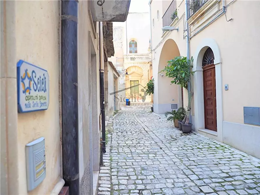 Immagine 2 di Villa in vendita  a Scicli