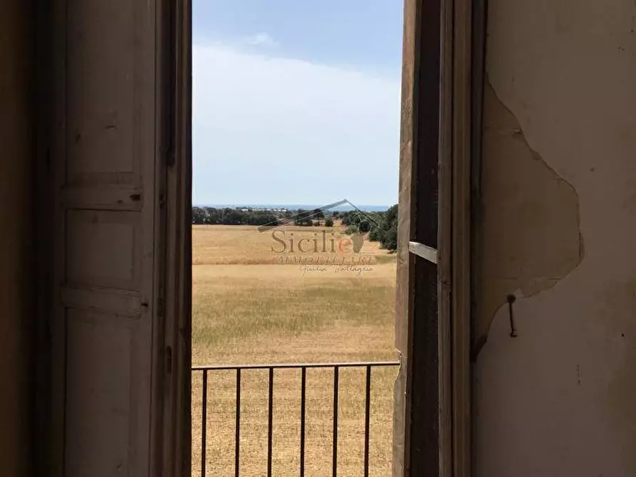 Immagine 7 di Stabile in vendita  a Modica