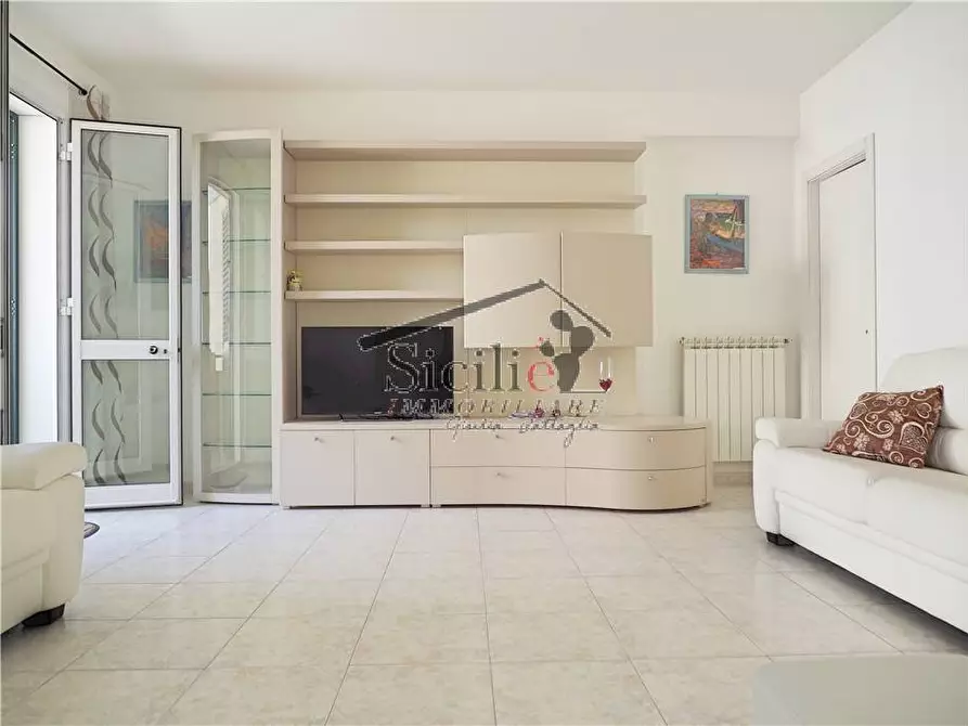 Immagine 1 di Appartamento in vendita  a Scicli