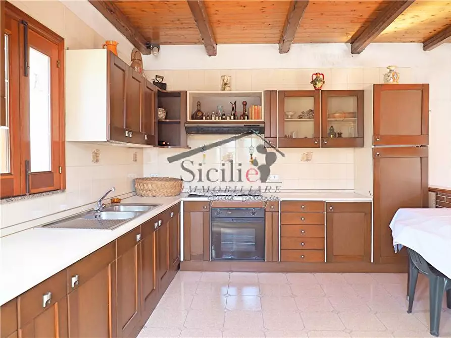 Immagine 3 di Villa in vendita  a Scicli