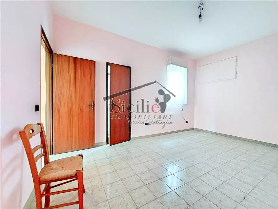 Immagine 7 di Appartamento in vendita  a Vittoria