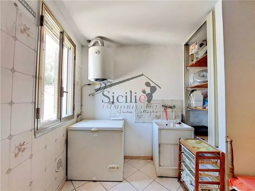 Immagine 14 di Villa in vendita  a Scicli