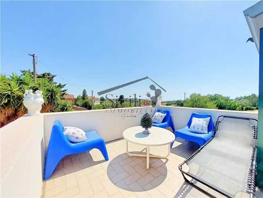 Immagine 15 di Villa in vendita  a Scicli