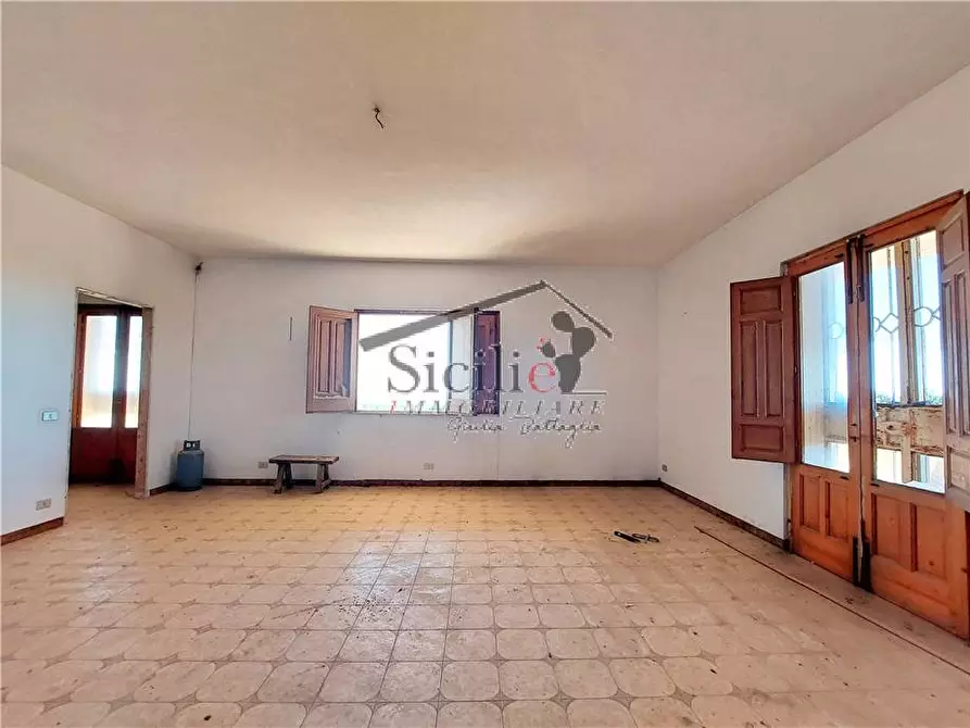 Immagine 4 di Villa in vendita  a Modica