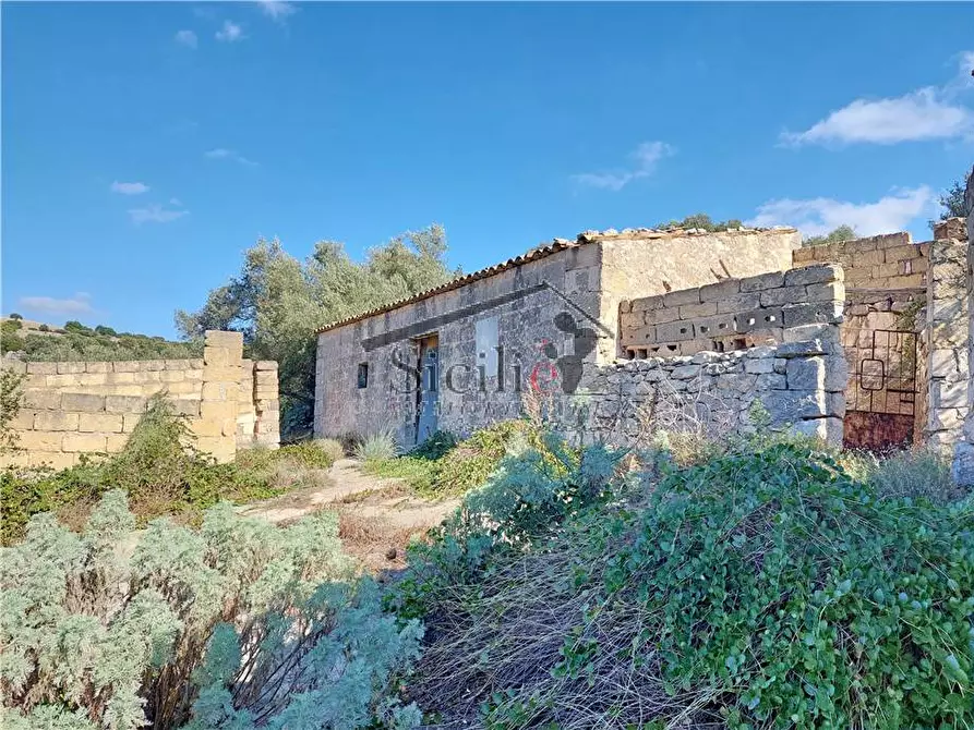 Immagine 7 di Rustico / casale in vendita  a Ragusa