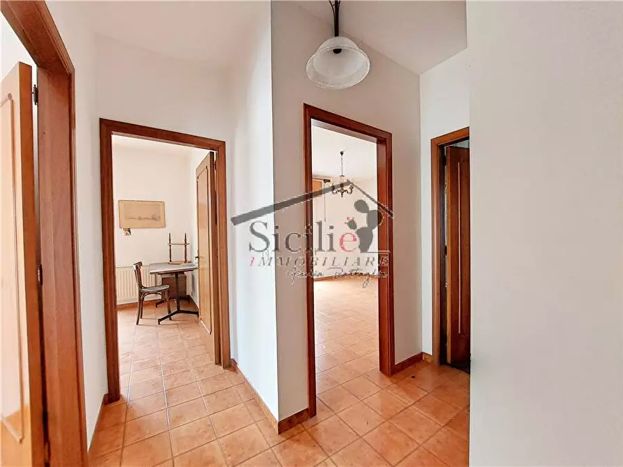 Immagine 14 di Appartamento in vendita  a Modica