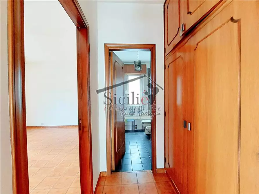 Immagine 15 di Appartamento in vendita  a Modica