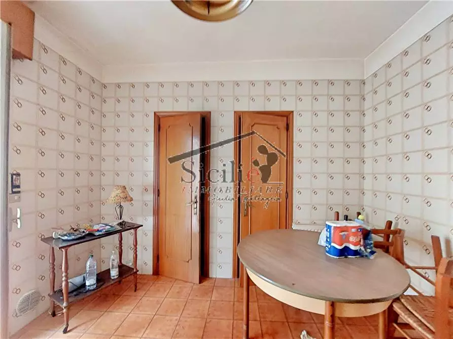 Immagine 8 di Appartamento in vendita  a Modica