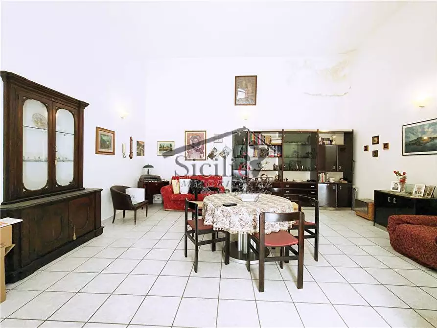 Immagine 1 di Villa in vendita  a Scicli
