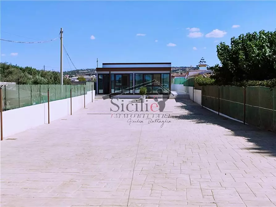 Immagine 2 di Villa in vendita  a Scicli