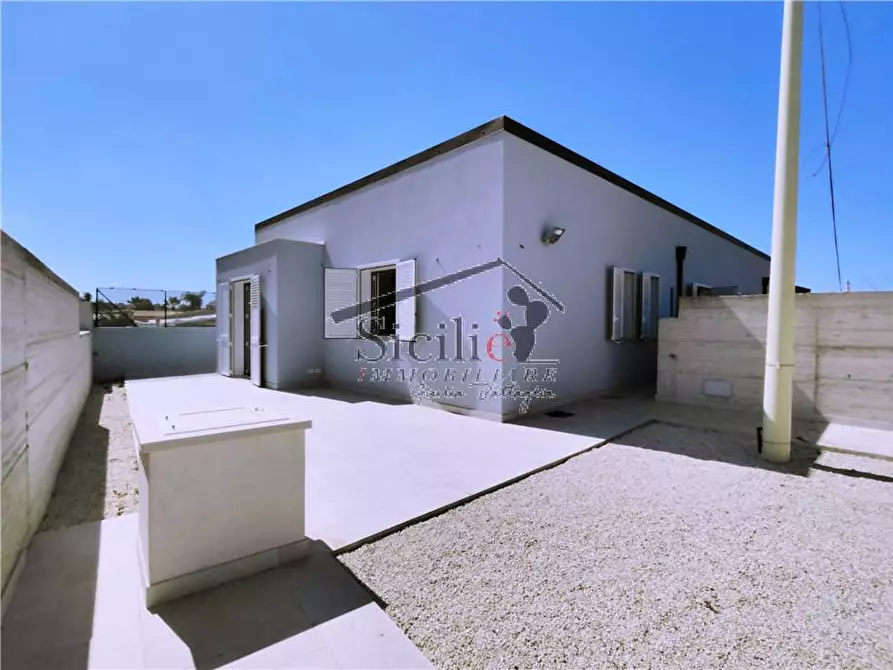 Immagine 1 di Villa in vendita  a Scicli