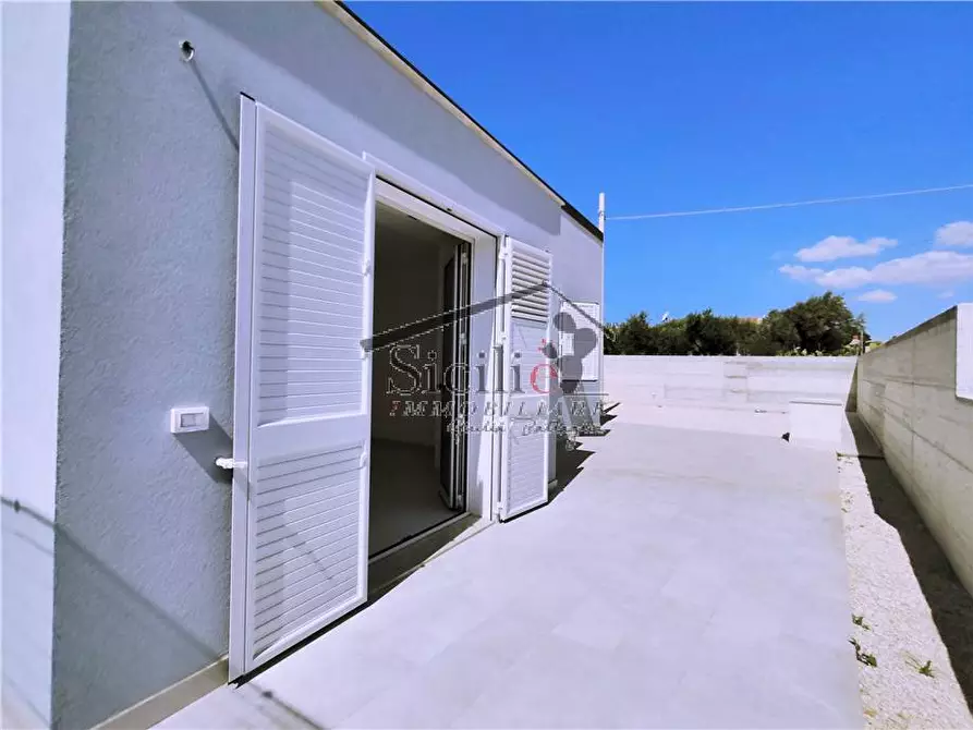 Immagine 4 di Villa in vendita  a Scicli