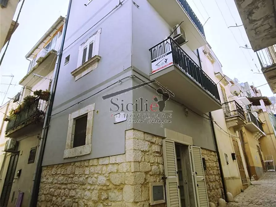 Immagine 1 di Villa in vendita  a Scicli