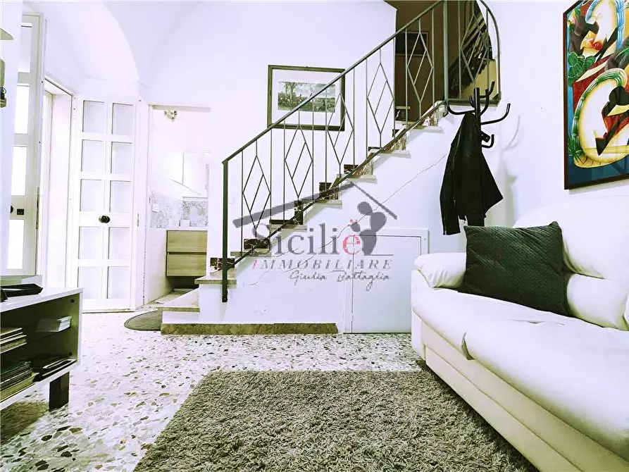 Immagine 2 di Villa in vendita  a Scicli