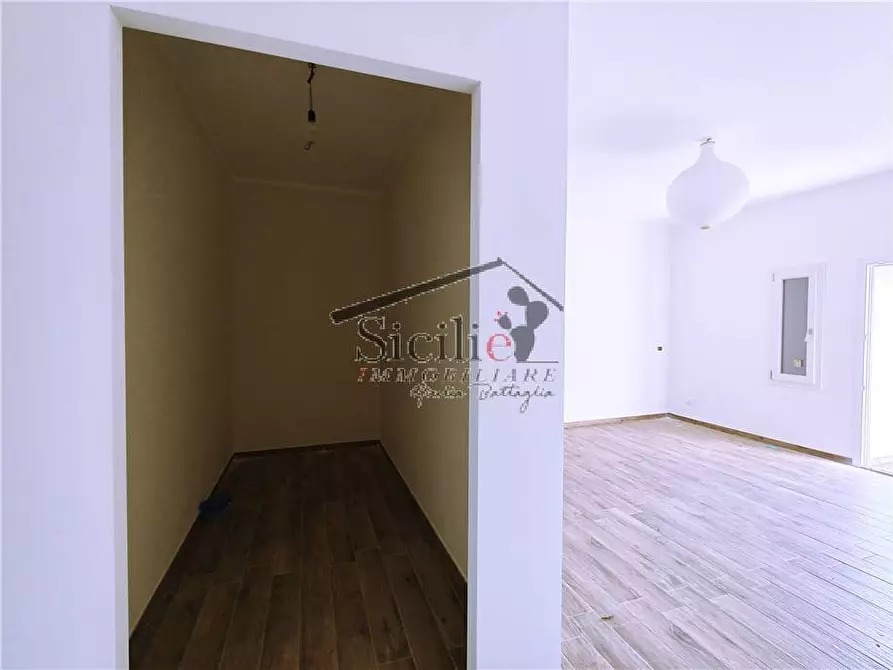 Immagine 12 di Villa in vendita  a Scicli