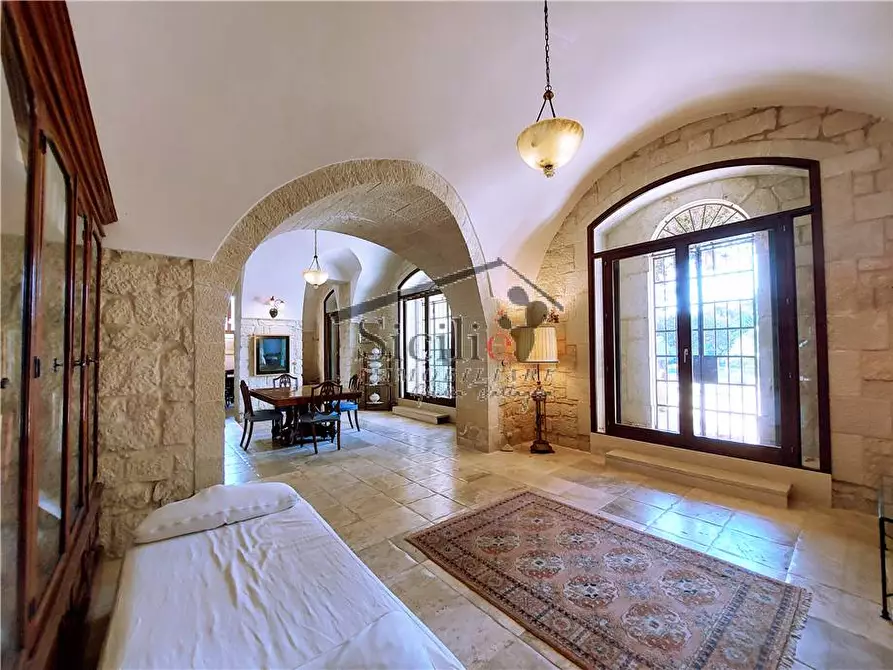 Immagine 8 di Villa in vendita  a Scicli