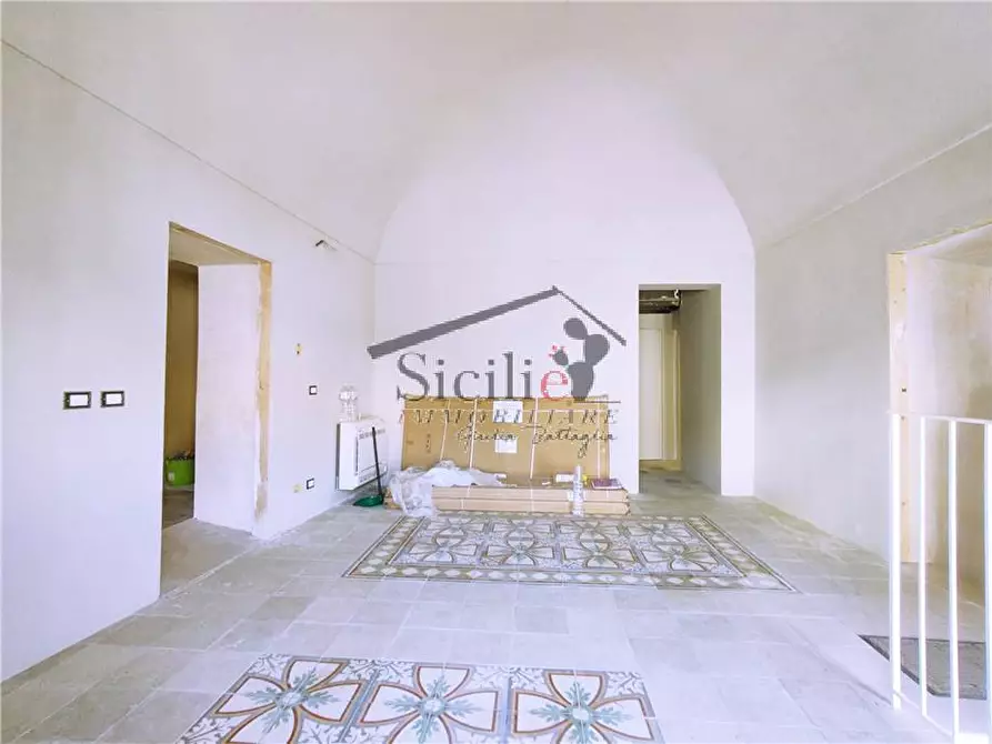 Immagine 1 di Villa in vendita  a Modica