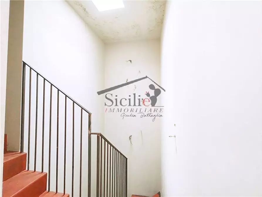 Immagine 10 di Villa in vendita  a Modica