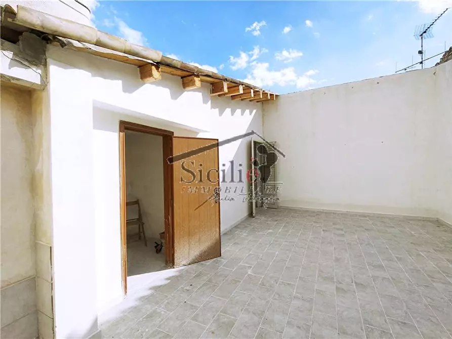 Immagine 3 di Villa in vendita  a Scicli