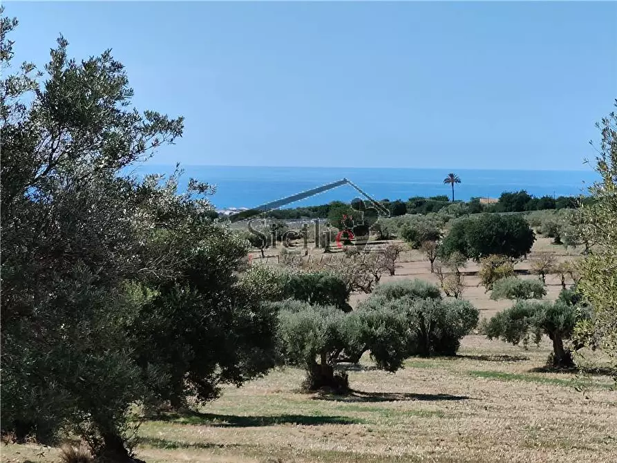 Immagine 1 di Terreno in vendita  a Scicli