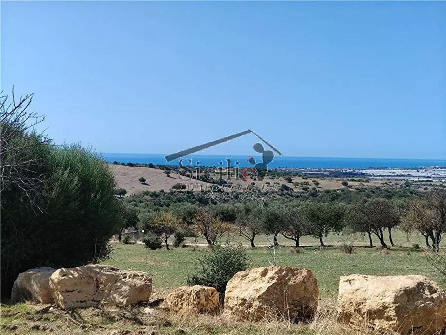 Immagine 9 di Terreno in vendita  a Scicli