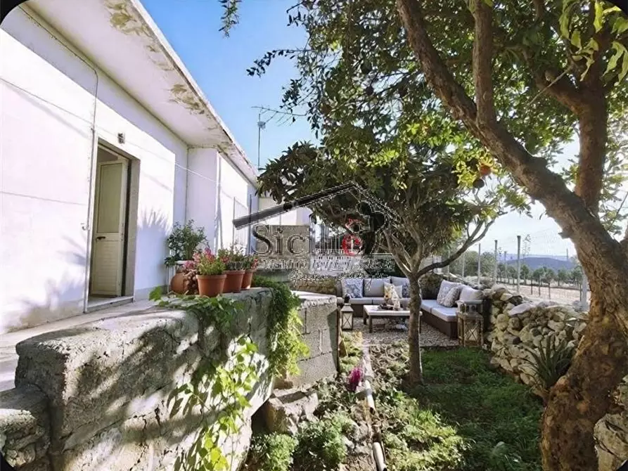 Immagine 12 di Villa in vendita  a Scicli