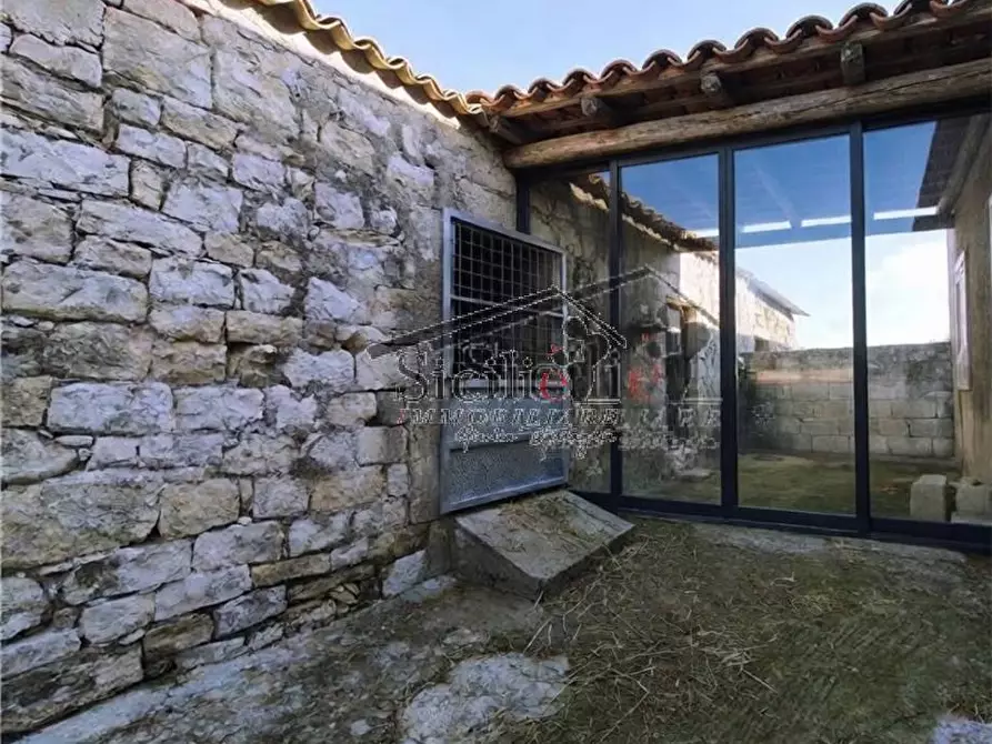 Immagine 14 di Villa in vendita  a Scicli