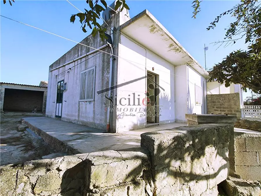 Immagine 4 di Villa in vendita  a Scicli