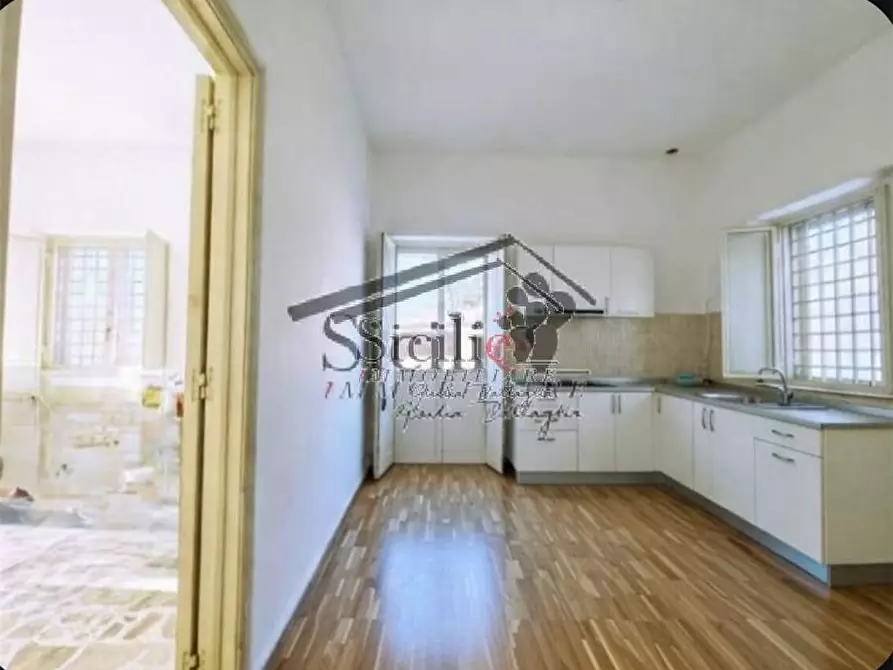 Immagine 8 di Villa in vendita  a Scicli