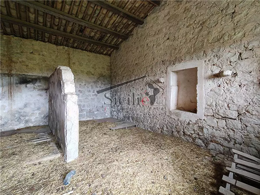 Immagine 10 di Villa in vendita  a Scicli