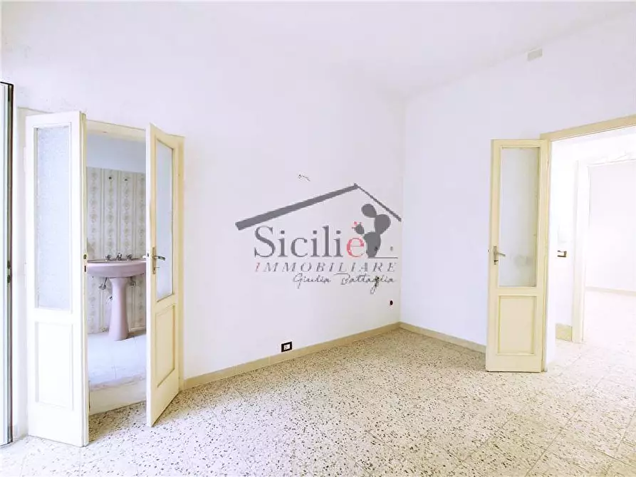 Immagine 15 di Villa in vendita  a Scicli