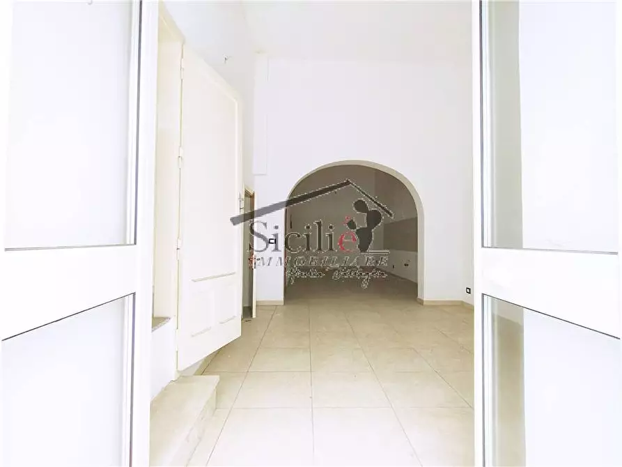 Immagine 2 di Villa in vendita  a Scicli