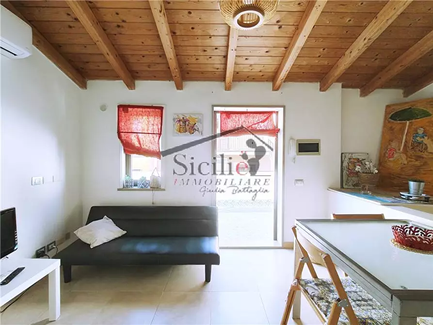 Immagine 4 di Villa in vendita  a Pozzallo